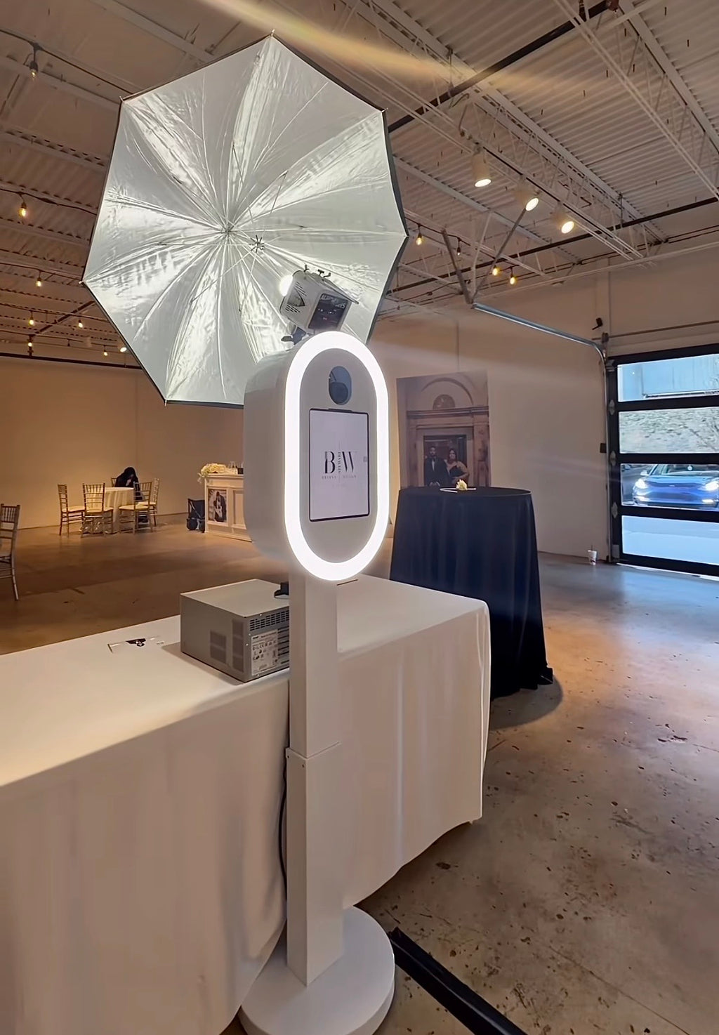 Luxe Signature Booth (Photo Booth Kiosk)